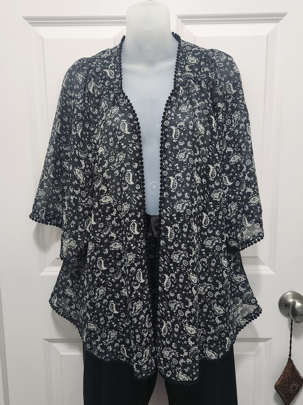 iris Black Sheer Paisley Open-Front Kimono